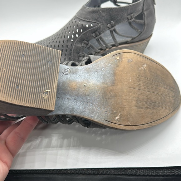 Coconuts By Matisse booties - Picture 8 of 8